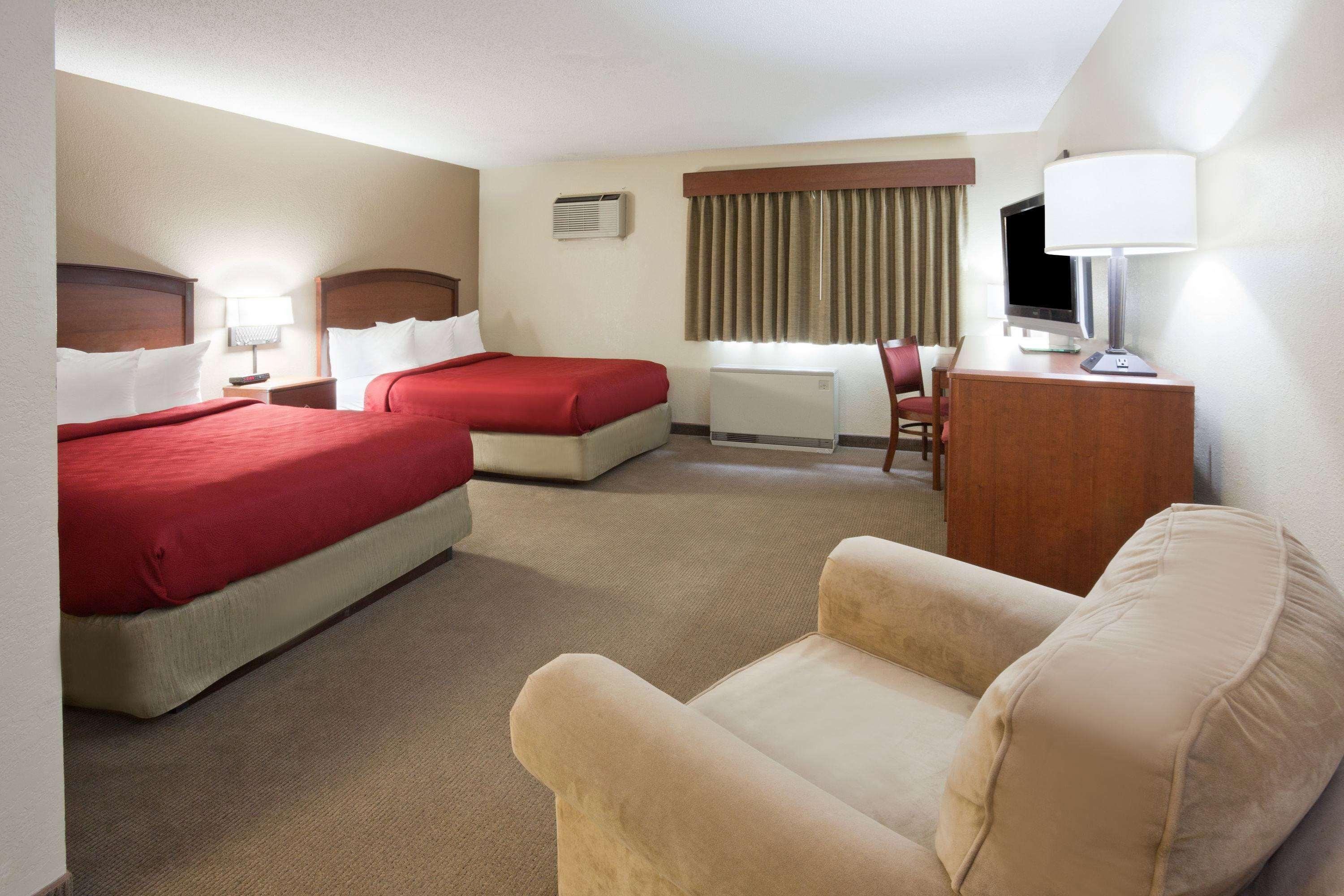 Americinn By Wyndham Roseau Exterior photo
