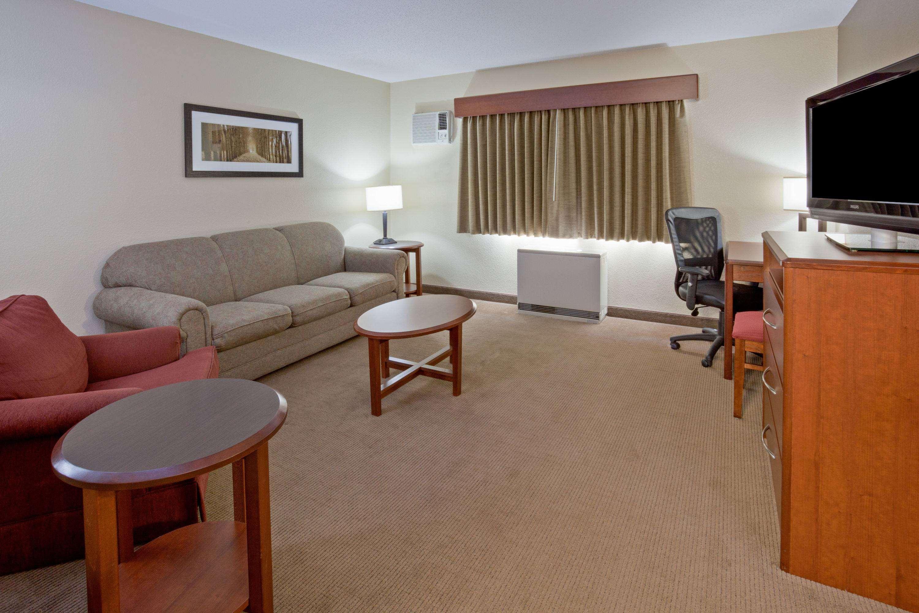 Americinn By Wyndham Roseau Exterior photo