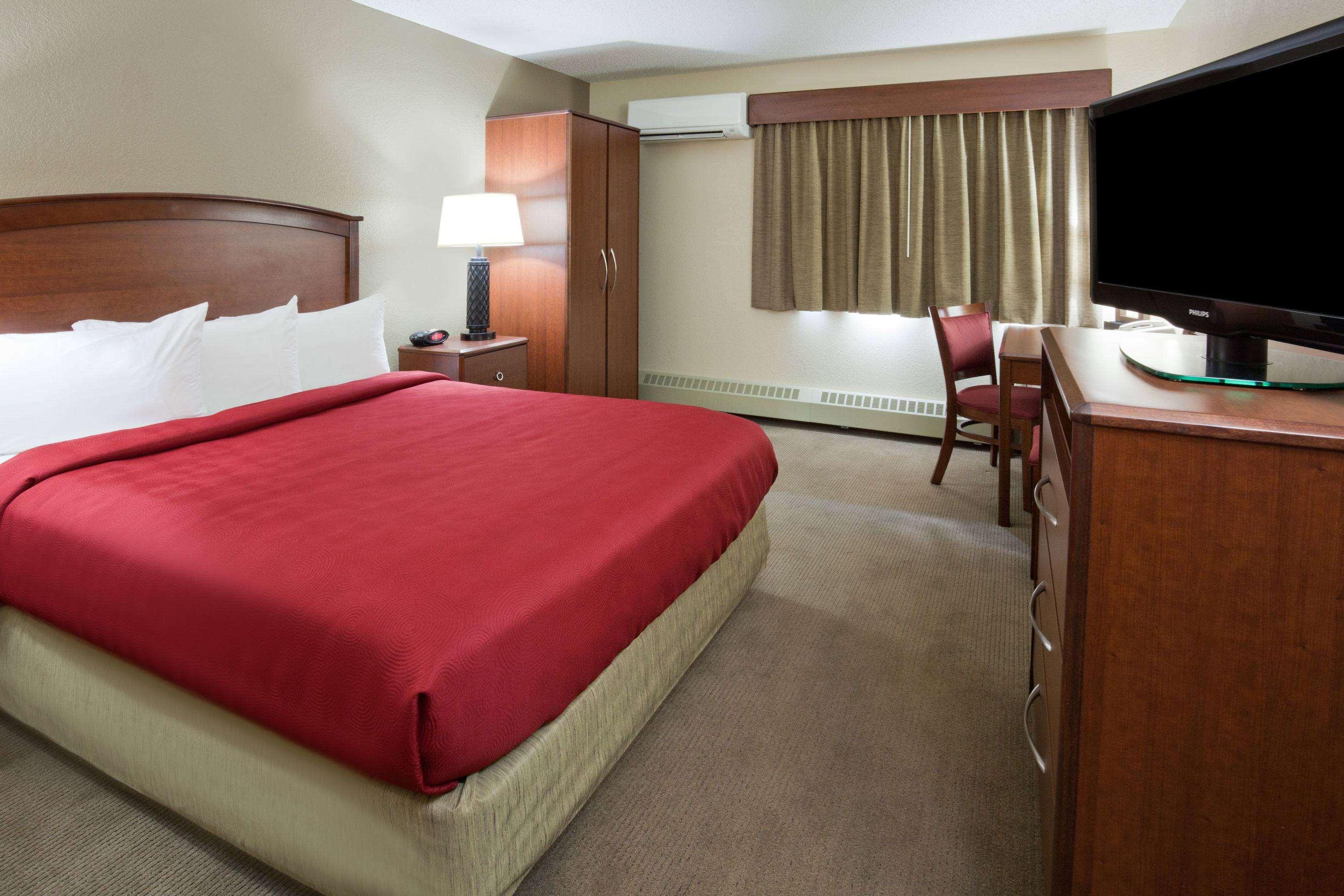 Americinn By Wyndham Roseau Exterior photo