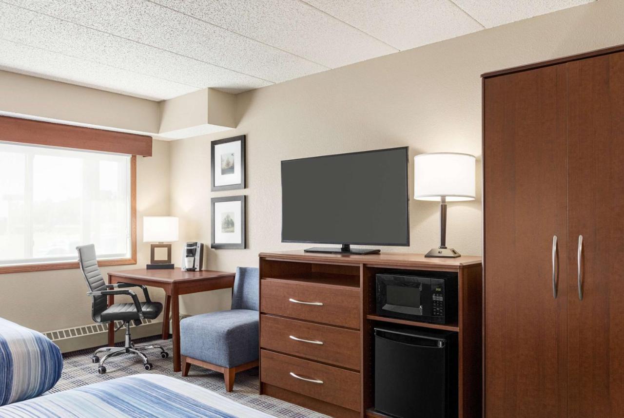 Americinn By Wyndham Roseau Exterior photo